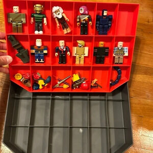 ROBLOX carry case trays & figurines accessories collectible toys